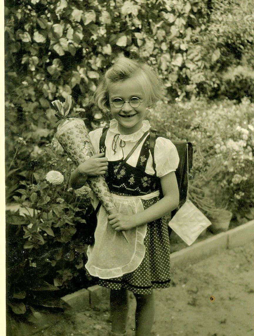 Heimatgeschichte aus Barby: Zuckertüten zur Einschulung: Ein Brauch, den Schüler lieben