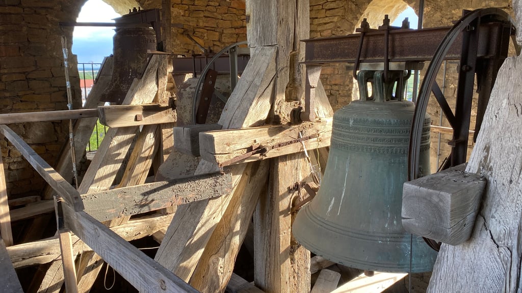 Blick in den Glockenturm von Sankt Petri Brumby.