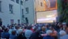 Bis auf den letzten Stuhl restlos gefüllt ist das Wittenberger Sommerkino am Sonnabend bei „Dirty Dancing“.