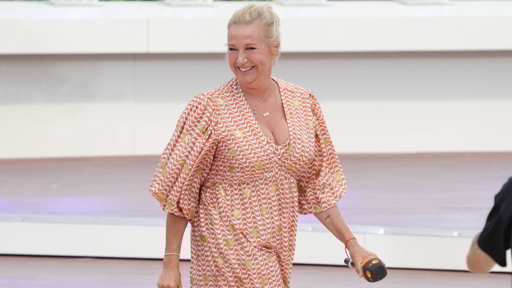 Trotz Kritik im Internet an Andrea Kiewel setzt das ZDF auf die Zukunft des „Fernsehgarten“.