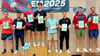 Stolz über Platz drei bei der EM: Max Schuck (3. v. rechts) vom TTC Aschersleben gewann mit Florian Bierwirth den dritten Platz im Vierertisch-Doppel.