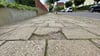 Der Gehweg in der Thälmann-Straße in Osterburg soll saniert werden.