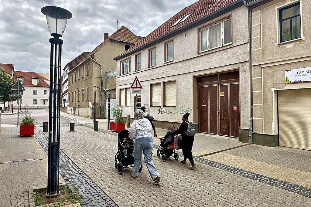 Die Stadt Burg will die Häuser in der Magdeburger Straße 5 und 6 aufkaufen.