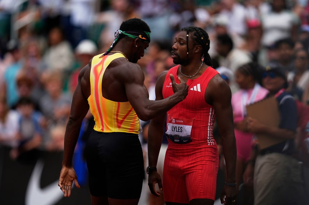Noah Lyles und Kenny Bednarek hatten nach den 200 Metern bei den US-Trials etwas zu besprechen.