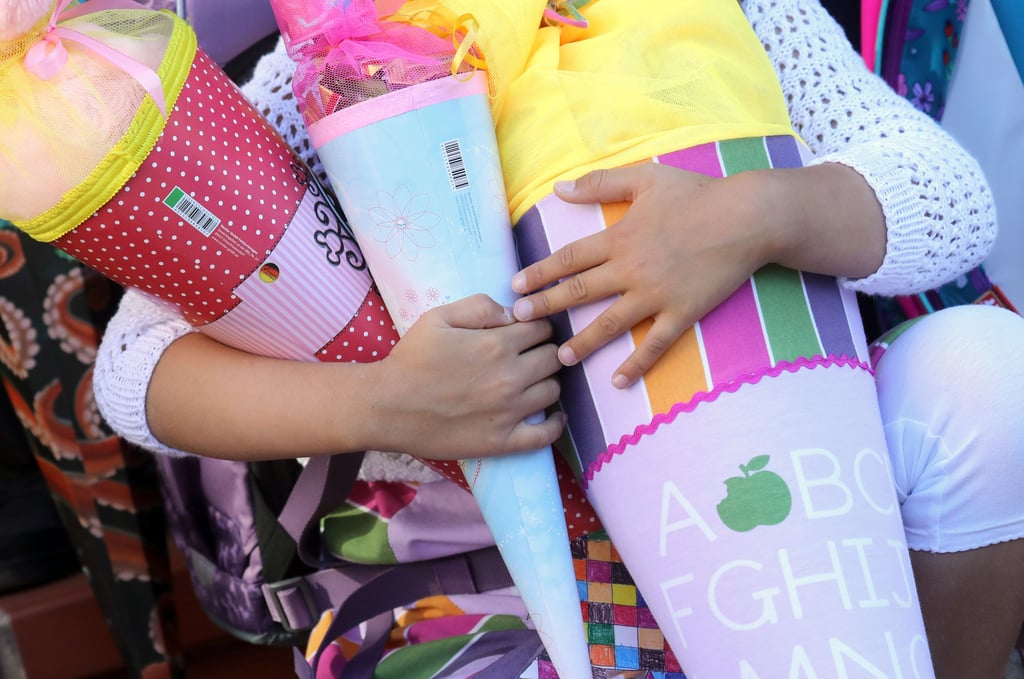 Die Schultüte, oder auch Zuckertüte, ist eine liebgewonnene Tradition zum Schulbeginn in Deutschland.