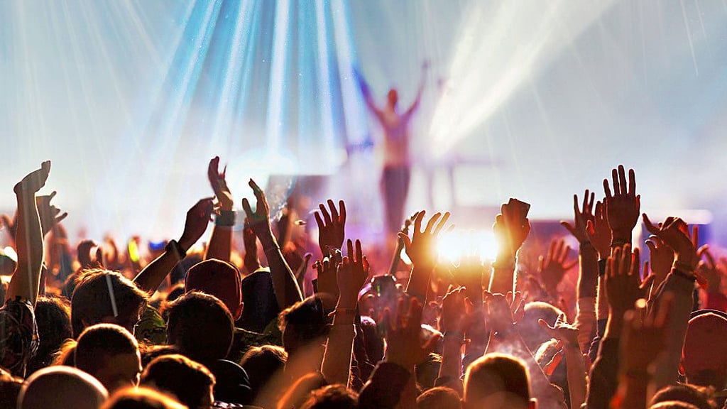 DJ-Partystimmung in Genthin im Ausgust und September mit den Veranstaltern „Echos der Nacht“.