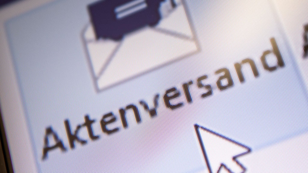 Wegen Verzögerungen bei der Einführung der E-Akte kommt es in Sachsen-Anhalt zur Steuerverschwendung.