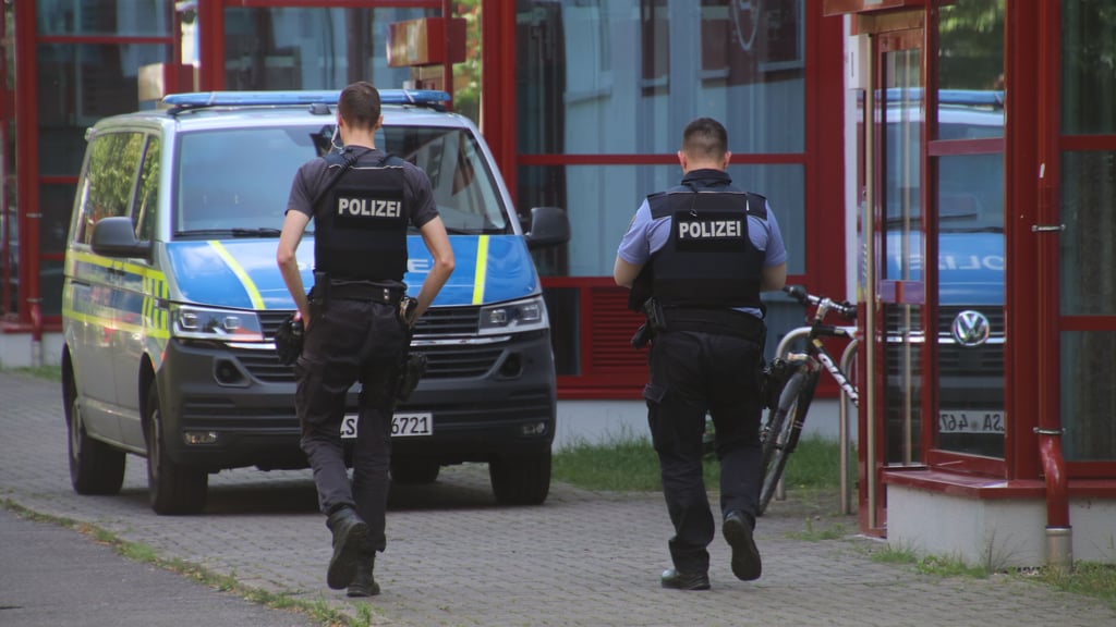 Bereits am 10. Juli verloren Beamte der Polizei Halle (Saale) eine Patrone bei einem Einsatz in Halle-Neustadt.