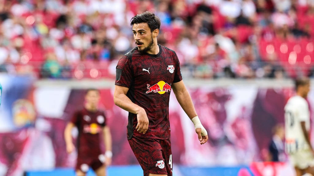 Eljif Elmas bei seinem unerwarteten Comeback gegen Bergamo.