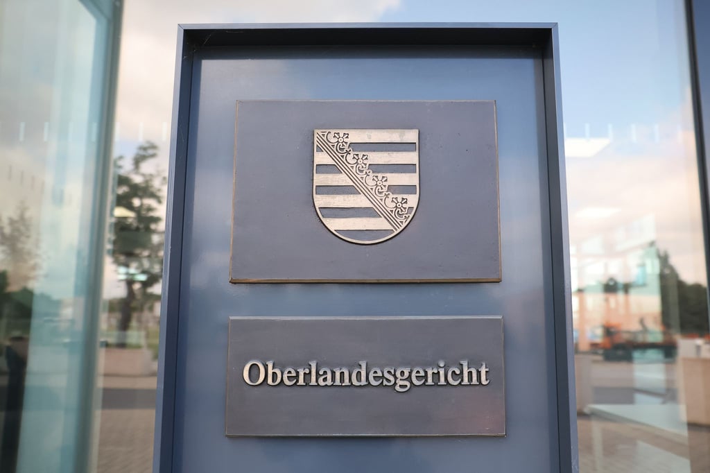 Der Angeklagte soll als Assistent in Krahs Abgeordnetenbüro in Brüssel Informationen gesammelt und an einen chinesischen Geheimdienst weitergegeben haben. (Archivbild)