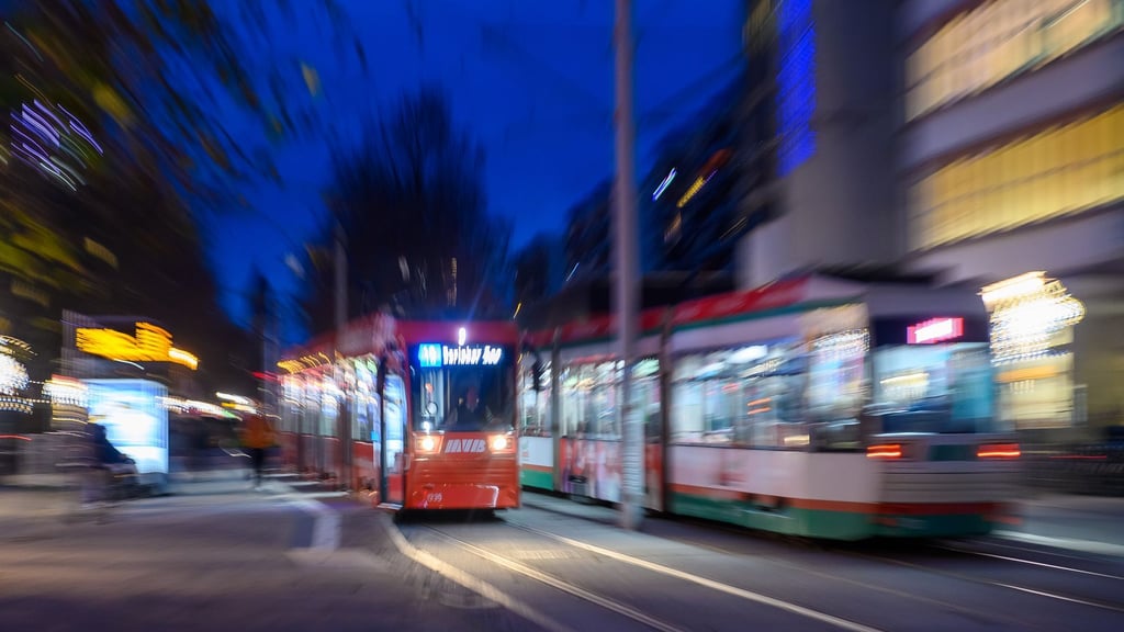 Wie wird das Deutschlandticket 2026 finanziert? (Archivbild)