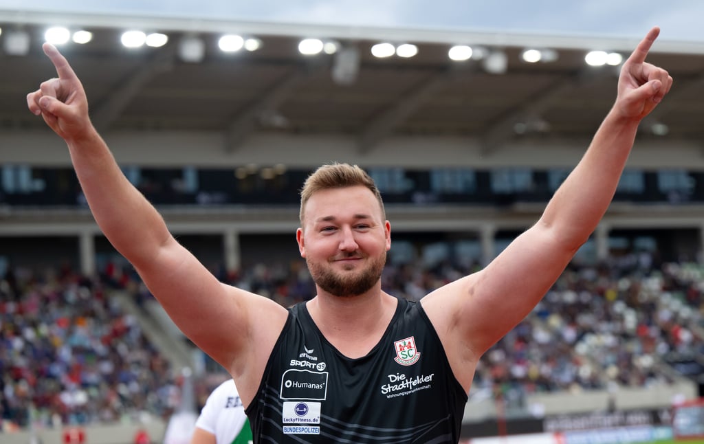 Mit einem Lächeln geht seine Reise weiter: Am 21. September will Henrik Janssen im Finale von Tokio starten.