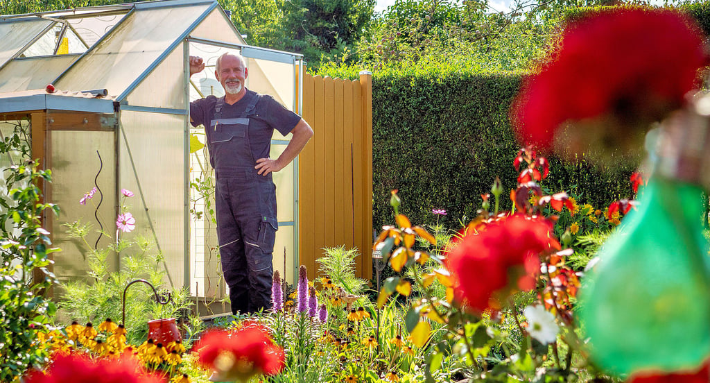 Georg Herrmann pflegt seit 35 Jahren einen Garten in der Kleingartenanlage „Waldfrieden“, seit kurzem ist er Vorstandsvorsitzender des Vereins.