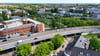 Blick auf die Magdeburger Ringbrücke über der Halberstädter Straße.