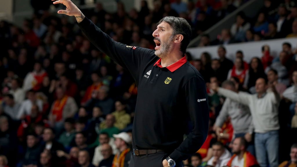 Alex Mumbru dirigierte Deutschland durch die Qualifikation