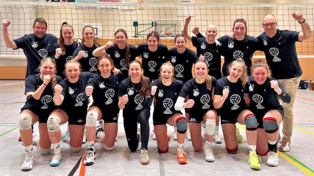Wollen auch eine Klasse höher jubeln: die Volleyballerinnen des SV Pädagogik Schönebeck.
