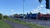 Der Verkehr staute sich bis zur Kreuzung zur Magdeburger Straße in Haldensleben. 