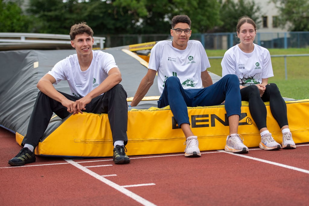 Paul Günther, Leon Joel Clair und Anna Hinkelmann vom SV Halle (v.l.n.r.) starten alle bei der U20-EM.