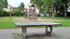 Statt der Tischtennisplatte auf dem Spielplatz hinter der Kirche in Dahlenwarsleben soll künftig ein Unterstand den Jugendtreff vor Wind und Wetter schützen.