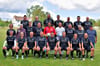 Michael Staakes Dreamteam bei seinem Abschied in Reinsdorf, hinten, v.l.: Steffen Schülert, Matthias Kirchhoff, Tobias Seidenfaden, Franz Hartmann, Steve Pinkert, Maik Zimmermann, Stefan Lehwald; Mitte, v.l.: Physiotherapeutin Stefanie Scharf, Trainer Volker Dietrich, Julian Staake, Ralf Staake, Michael Staake, Stefan Leger, Patrick Brieg, Dirk Beckert, Trainer Ingo  Brieg; vorn, v.l.: Ronny Scharf, Jannik Staake, Olaf Nolze, Thomas Horbel, Uwe Becker, Robert Jesswein, Mario Klingner, Andreas Rosenhahn.