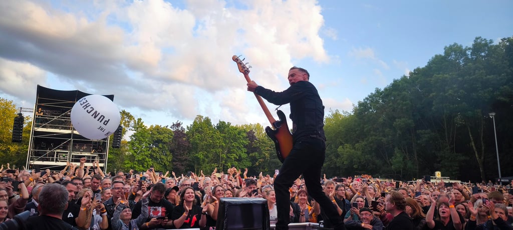Bryan Adams auf der Peißnitzinsel.