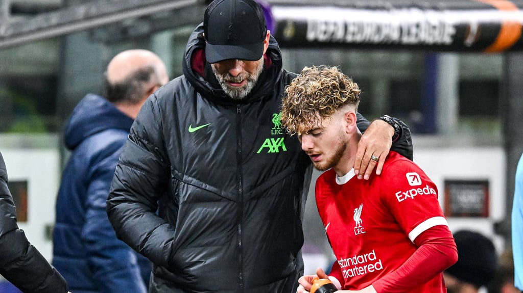 Red-Bull-Fußballchef Jürgen Klopp mit Liverpool-Talent Harvey Elliott