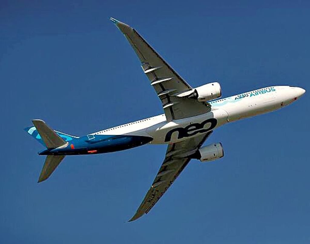 Airbus A 330 hebt ab.