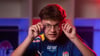 Brille geputzt und gerichtet: Levy Finn Rieck startet an diesem Donnerstag in den E-Sports-World-Cup.