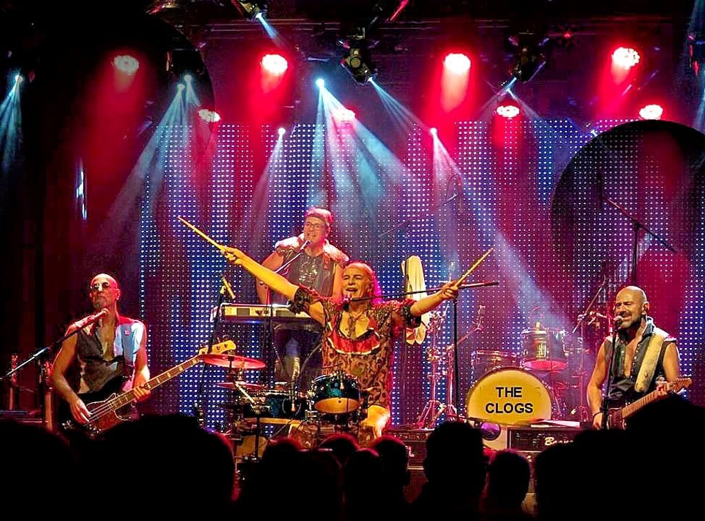 „The Clogs“ heizen am 23. August zum 18. Rock am Rathaus ein.