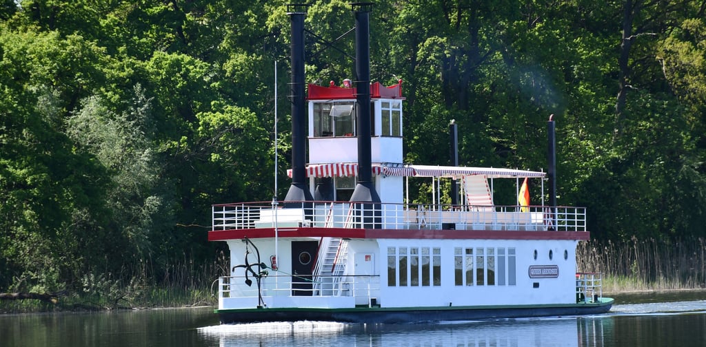 Das Schiff Queen und insbesondere die Geschäftsführerin der Luftkurort Arendsee GmbH stehen in der Kritik.
