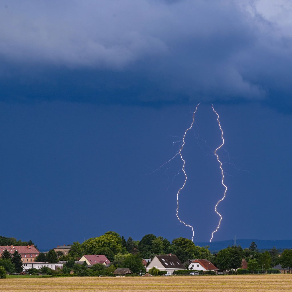 Das Wetter in Sachsen-Anhalt wird Anfang August kurzzeitig wieder sommerlich, aber auch Gewitter drohen.