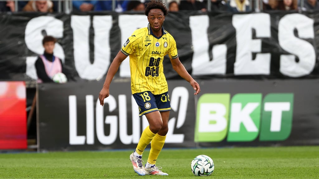 Kandet Diawara spielte zuletzt als Leihspieler bei Pau FC und ist neu im Kader vom 1. FC Magdeburg.