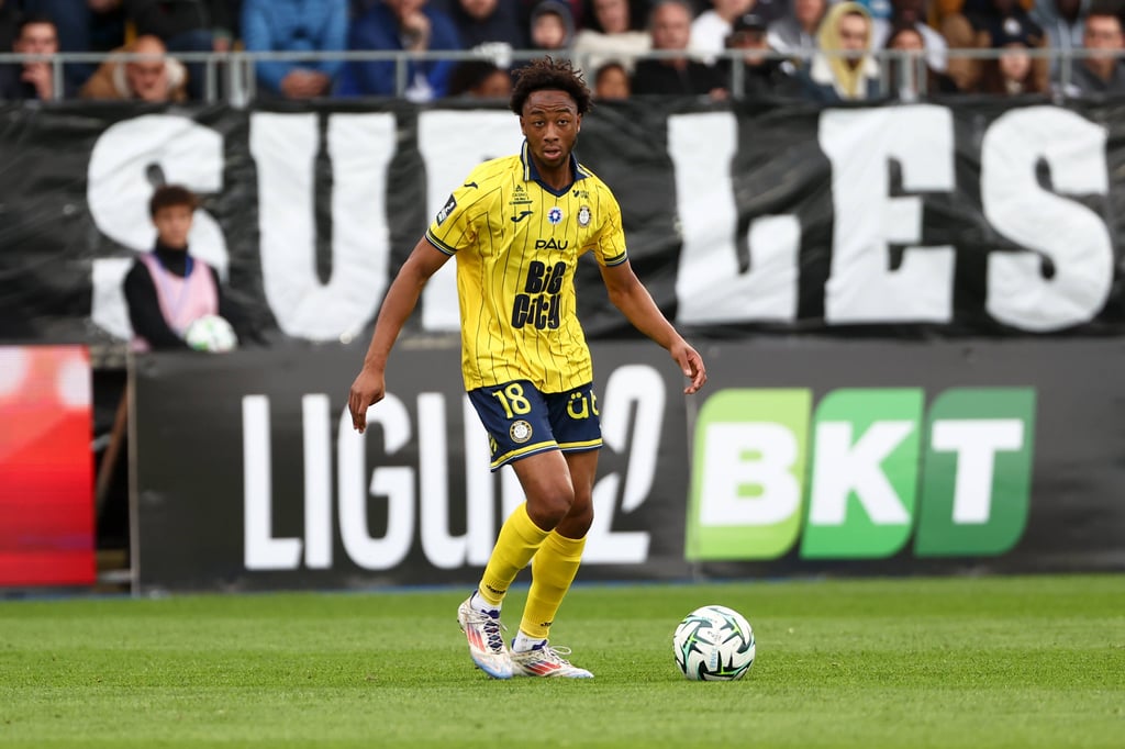 Kandet Diawara spielte zuletzt als Leihspieler bei Pau FC und ist neu im Kader vom 1. FC Magdeburg.