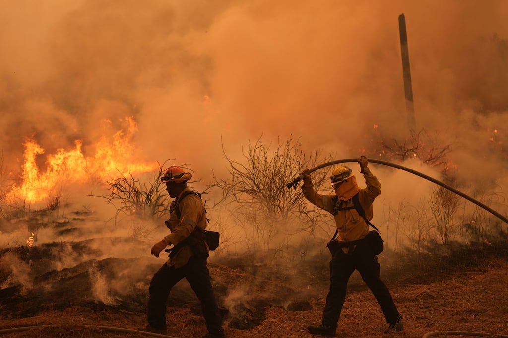 Etwa 60 Kilometer nordwestlich von Los Angeles ist das „Canyon Fire“ ausgebrochen.