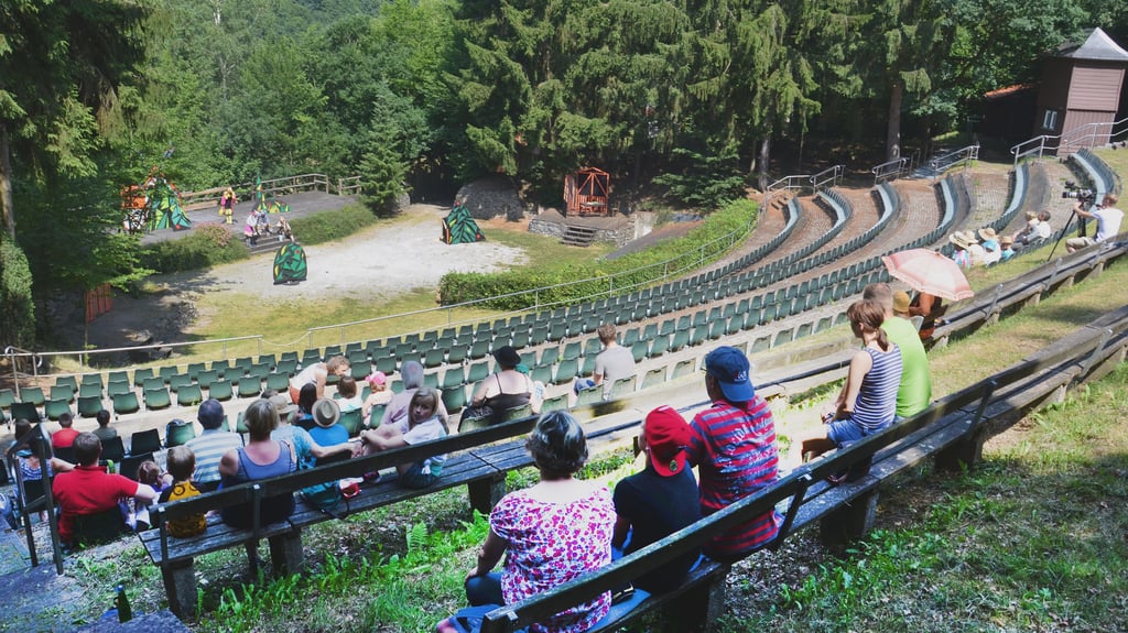 Auch früher waren manche Aufführungen auf der Waldbühne Altenbrak eher spärlich besucht.