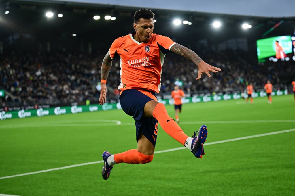 Davie Selke bejubelt sein erstes Tor in der Conference League