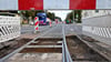 In Magdeburg werden die Schienen der Straßenbahn in der Olvenstedter Straße&nbsp;erneuert. Die Bauarbeiten sind dabei schneller als geplant.&nbsp;