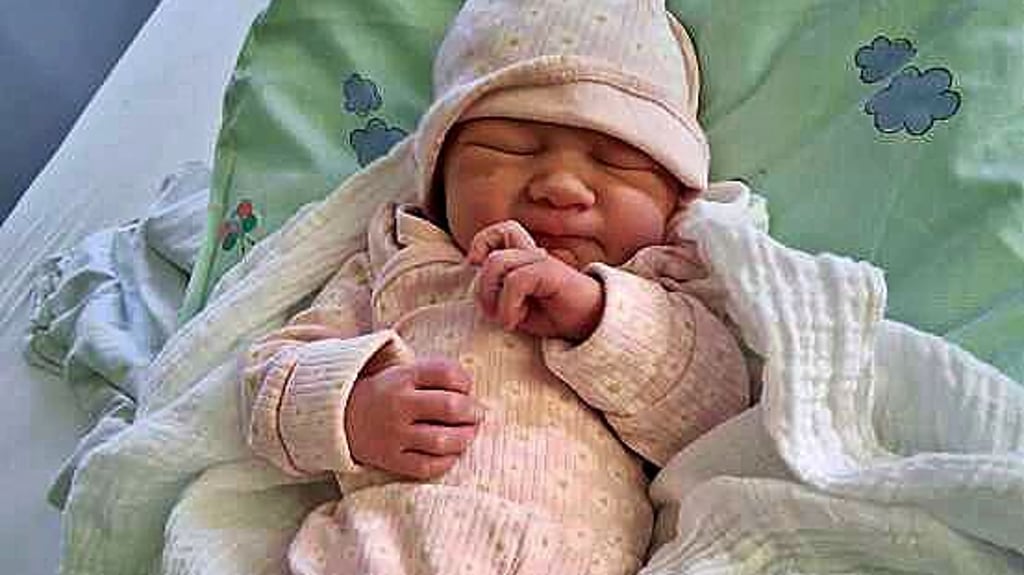 Am 1. August erblickte Charlie Louise das Licht der Welt.