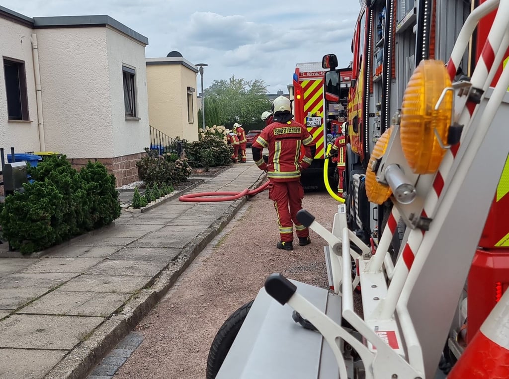Die Rettungskräfte in der Allerstraße.