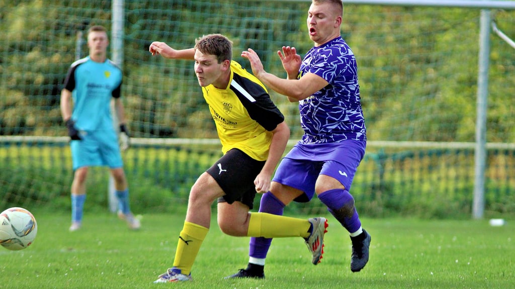 Der FSV Drohndorf-Mehringen, hier mit Pascal Burghardt im gelben Dress, lieferte gegen Plötzkau einen gelungenen Auftritt ab.