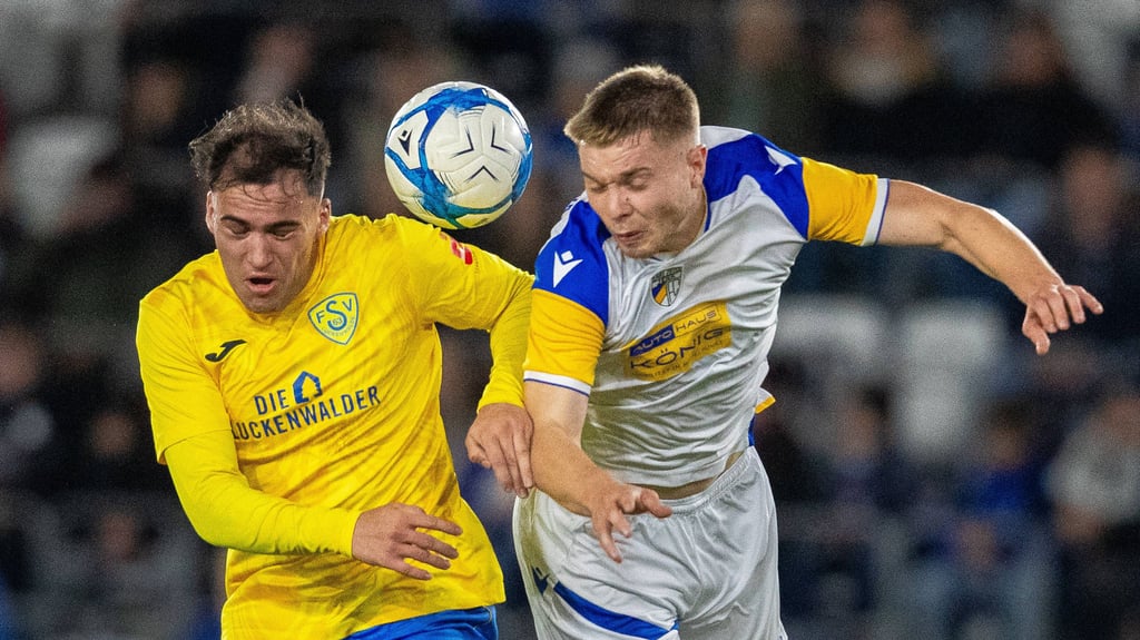 Mit Simon Gollnack (l.) spielt ein ehemaliger Akteur des 1. FC Magdeburg für Luckenwalde.