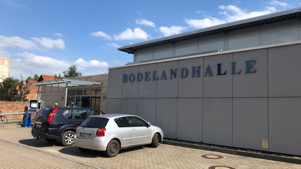 Die Bodelandhalle in Quedlinburg ist aktuell wegen umfangreicher Arbeiten geschlossen.
