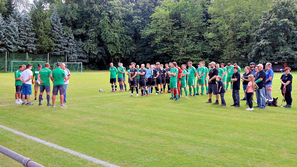 Die verdienten Sportler des SV Eiche Redekin werden ausgezeichnet.