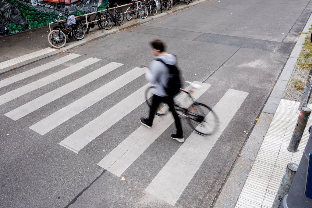 Die Stadt Magdeburg lehnt die Markierung eines Zebrastreifens vor dem Amo ab.