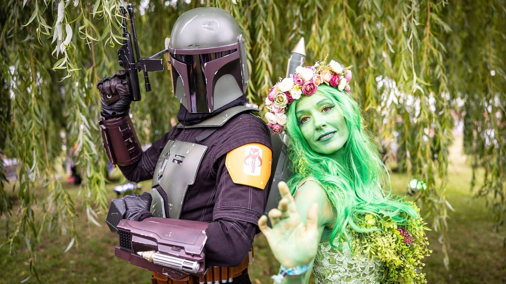 Liebhaber von Science Fiction und Fantasy-Reihen feiern beim Elbenwald-Festival im Spreeauenpark in Cottbus.(Archivbild)