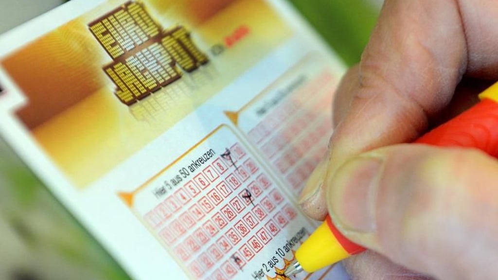 Ein Dessau-Roßlauer hat beim Eurojackpot abgeräumt.