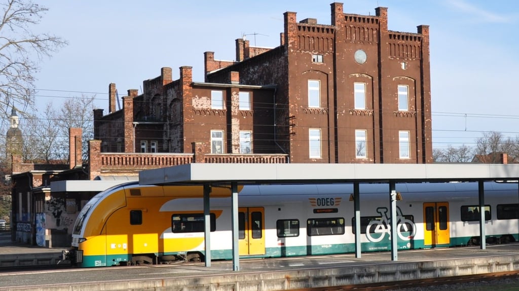 Der Bahnhof Genthin ist in Privatbesitz und soll für Reisende attraktiver gestaltet werden.