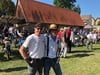 Torsten Busch (l.) und Ralf Woyack organisierten das Treffen, das einer Zeitreise durch die Geschichte der Fahrzeuge anmutet.