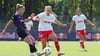 Gina Chmielinski (r.) erzielt das einzige Tor gegen Slavia Prag.