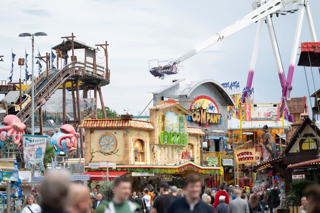 Am letzten Tag der Cranger Kirmes gab es einen Unfall, bei dem eine junge Frau verletzt wurde. (Archivbild)